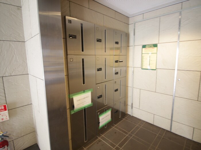 物件外観写真6　(建物設備)