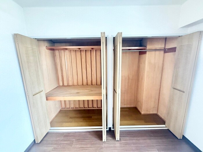 物件内観写真12　(収納)