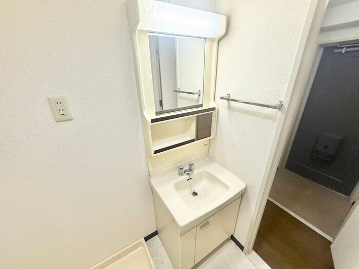 物件内観写真14　(洗面)