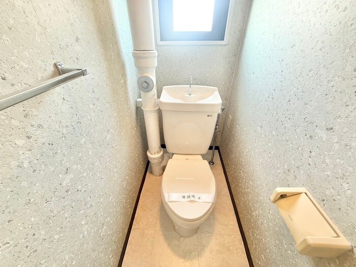 物件内観写真15　(トイレ)