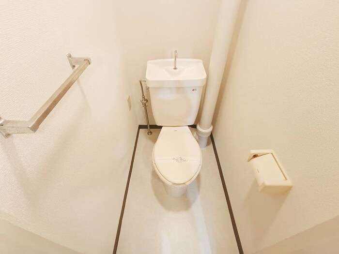 物件内観写真17　(トイレ)