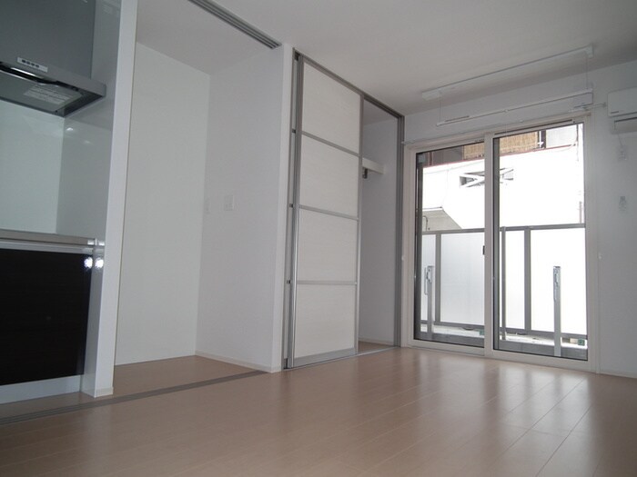 物件内観写真12　(居室)