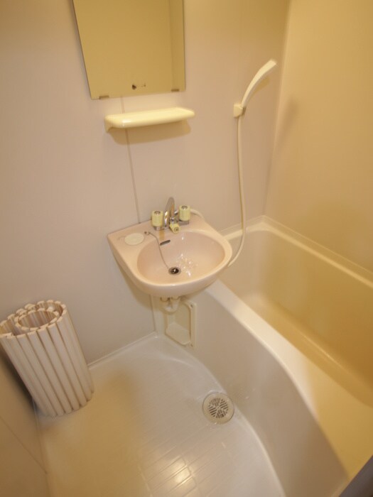 物件内観写真12　(バス／シャワールーム等)