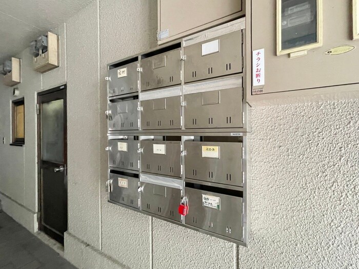 物件外観写真4　(建物設備)