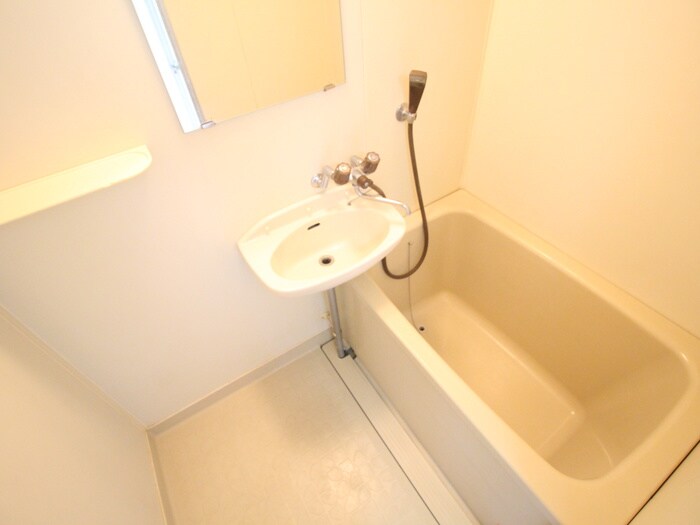 物件内観写真13　(バス／シャワールーム等)