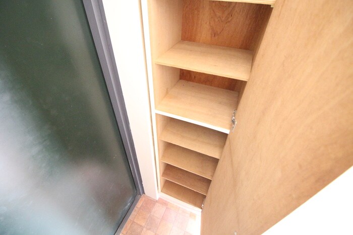 物件内観写真15　(靴箱)