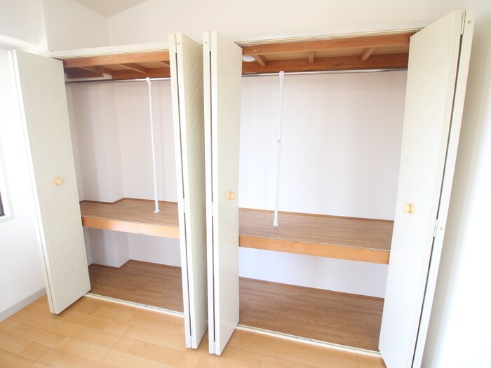 物件内観写真15　(収納)