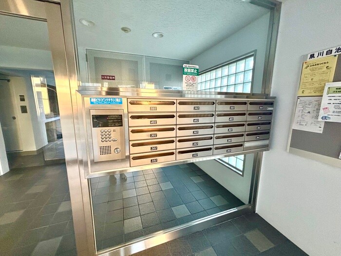 物件外観写真4　(建物設備)