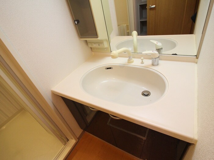 物件内観写真10　(洗面)