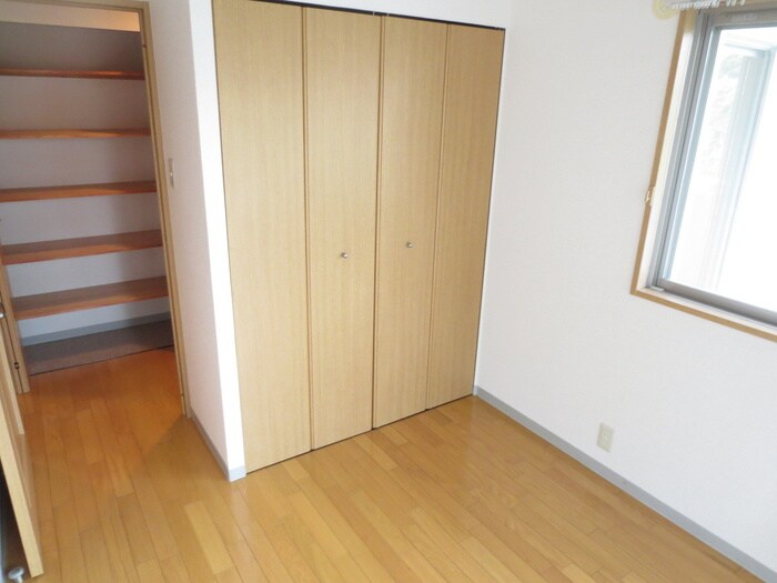 物件内観写真13　(居室)