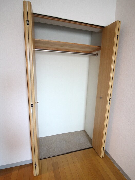 物件内観写真21　(収納)