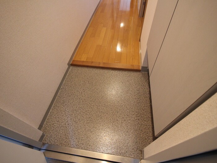 物件内観写真22　(玄関)