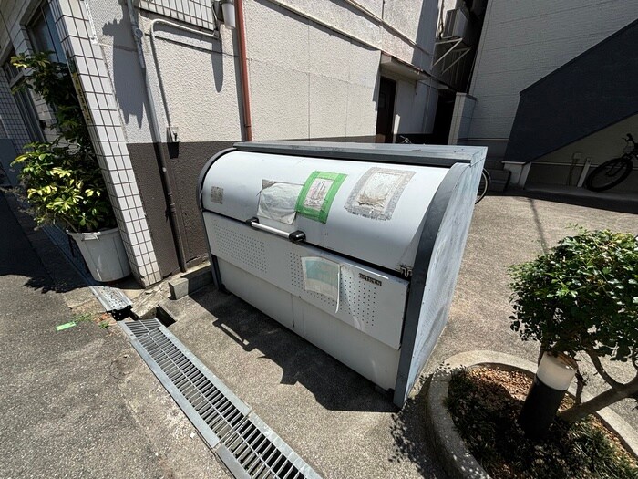 物件外観写真4　(建物設備)