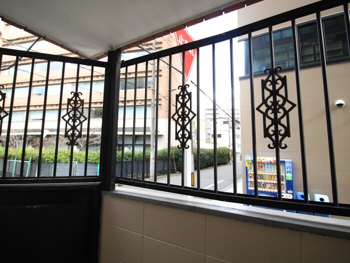 物件内観写真19　(室内からの展望)