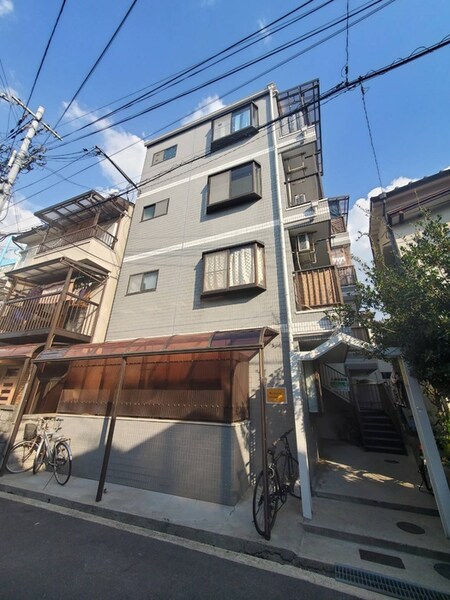 萱三マンション外観写真