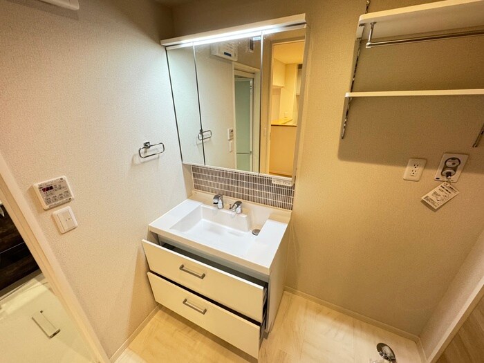 物件内観写真13　(洗面)