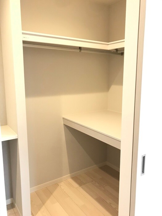 物件内観写真17　(収納)