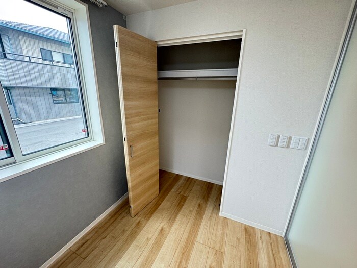 物件内観写真19　(収納)