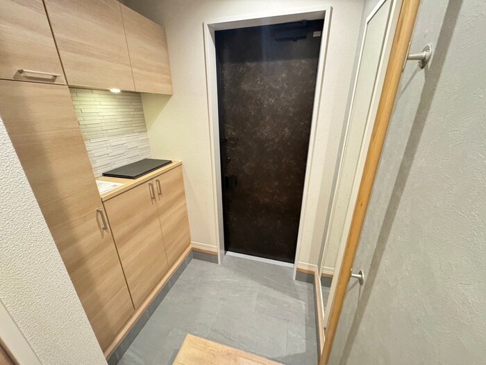 物件内観写真22　(玄関)