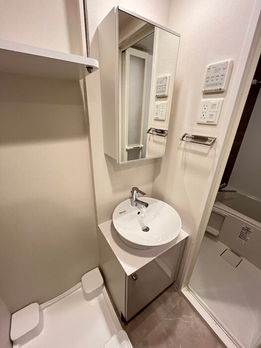 物件内観写真10　(洗面)