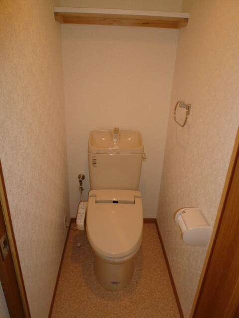 物件内観写真11　(トイレ)