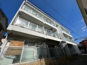スカイマンション外観写真
