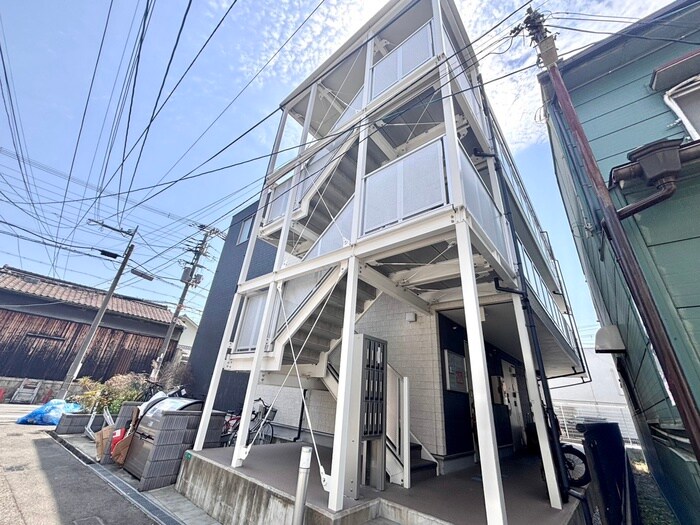 物件外観写真2　(外観写真)