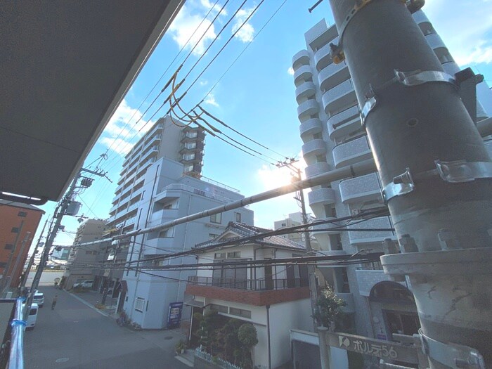 物件内観写真19　(室内からの展望)