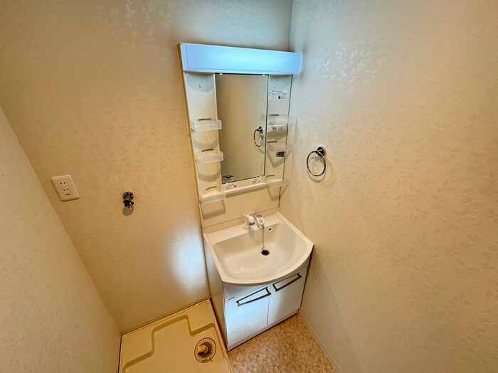 物件内観写真12　(洗面)