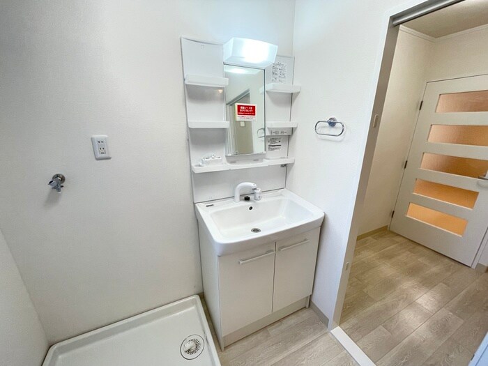 物件内観写真12　(洗面)