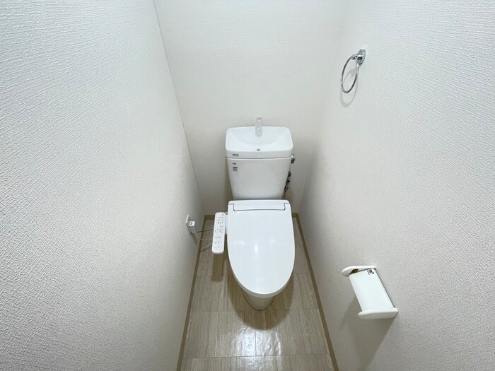 物件内観写真14　(トイレ)