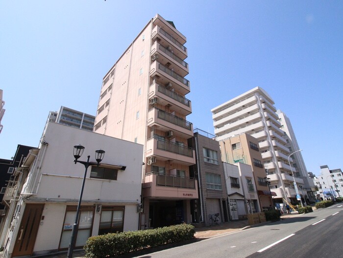 物件外観写真1　(外観写真)