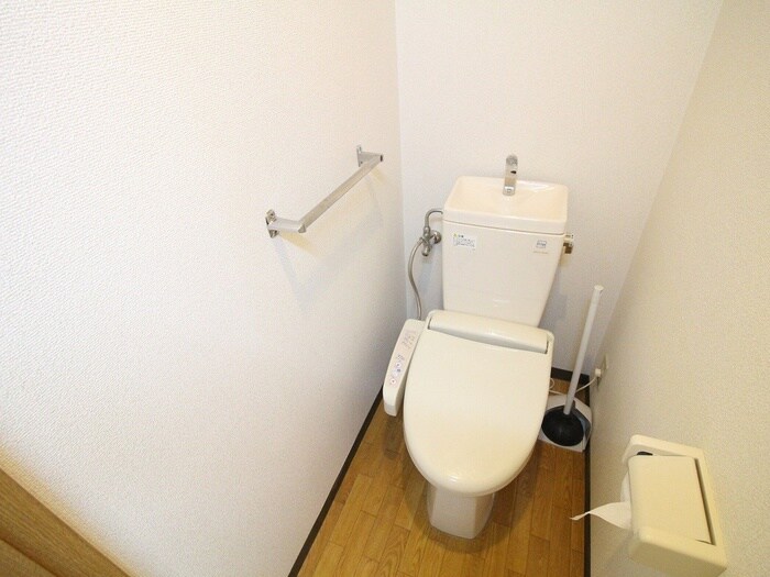 物件内観写真13　(トイレ)