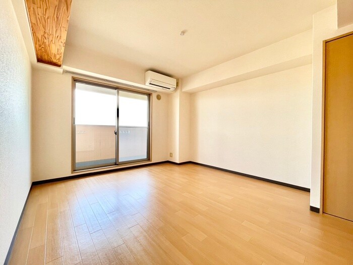 物件内観写真13　(居室)