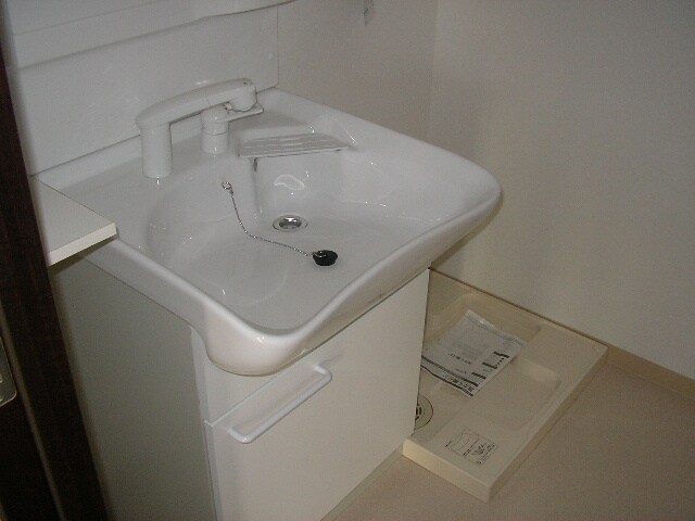物件内観写真8　(洗面)
