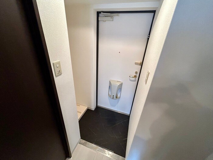 物件内観写真20　(玄関)