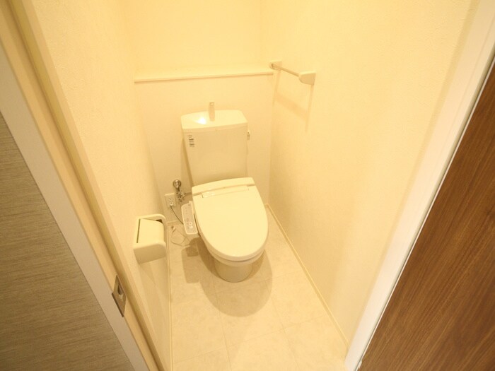 物件内観写真10　(トイレ)