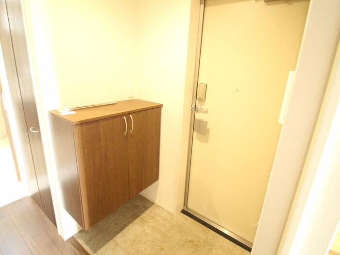 物件内観写真20　(玄関)