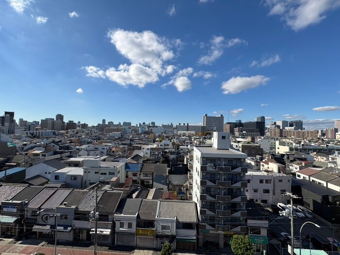 物件内観写真15　(室内からの展望)