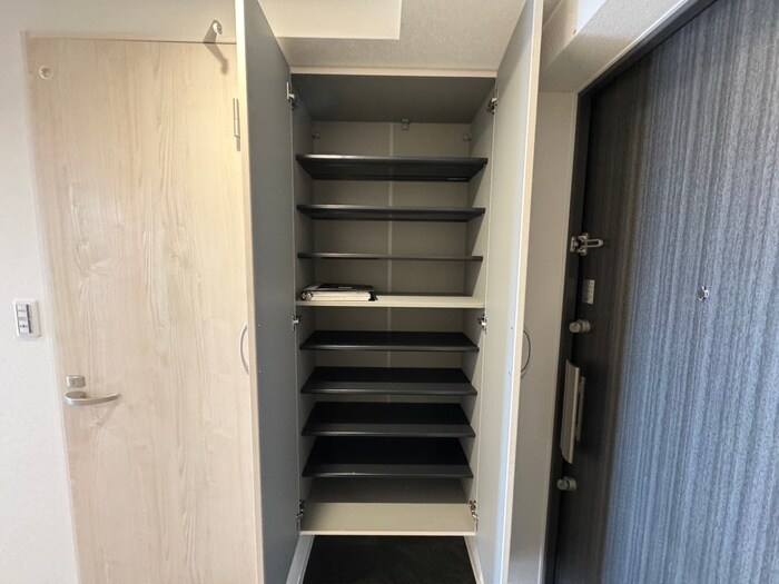 物件内観写真17　(靴箱)