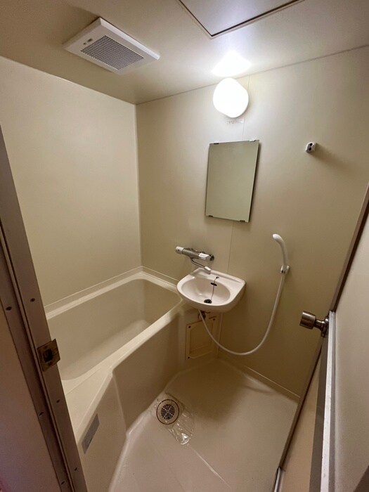 物件内観写真12　(バス／シャワールーム等)