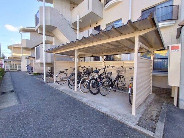 駐輪場
