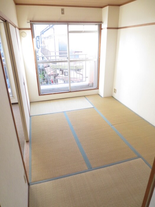 物件内観写真10　(居室)