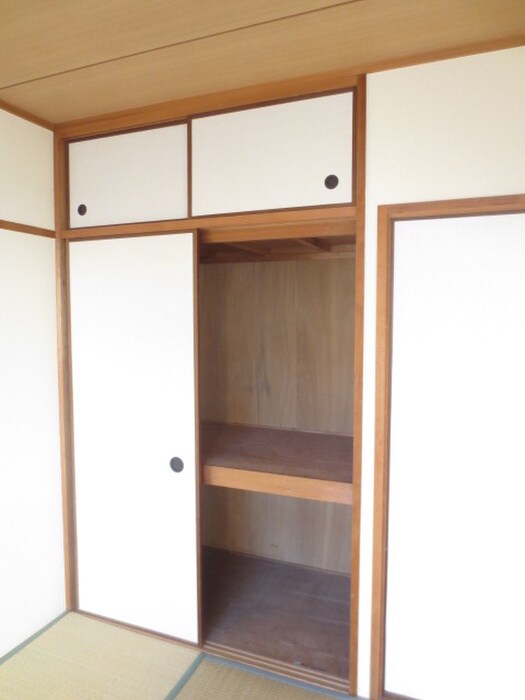 物件内観写真11　(収納)
