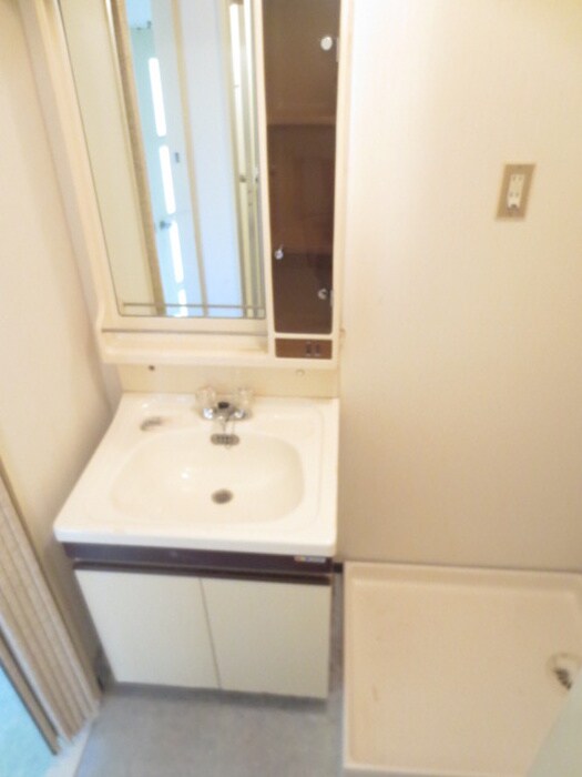 物件内観写真12　(洗面)