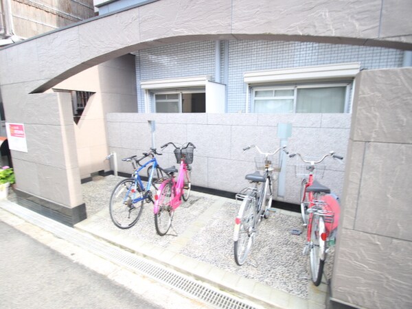 駐輪場