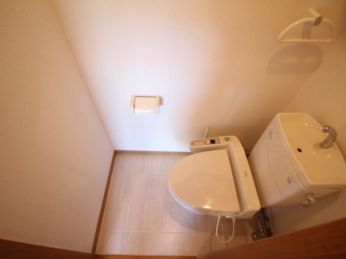 物件内観写真10　(トイレ)