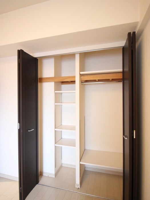 物件内観写真11　(収納)