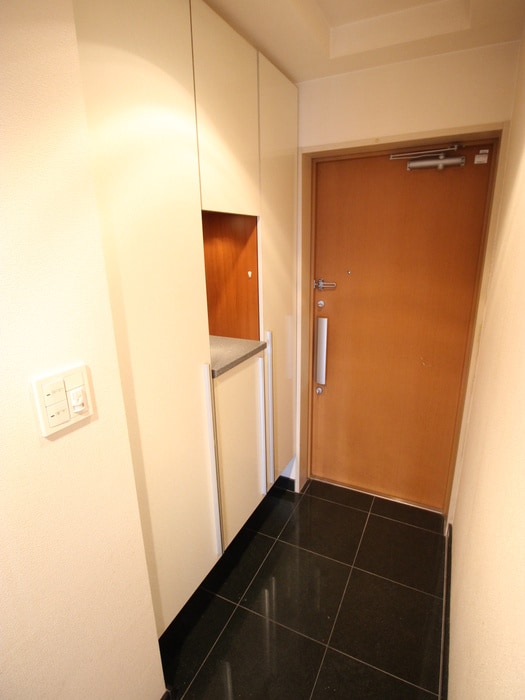 物件内観写真15　(玄関)