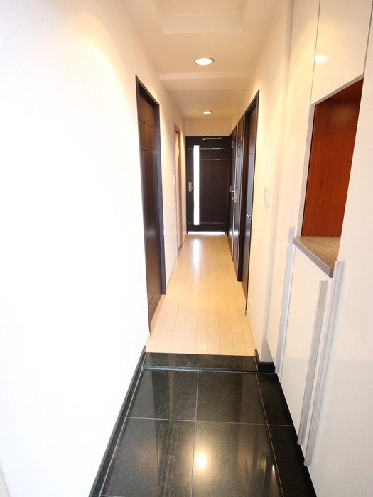 物件内観写真22　(玄関)